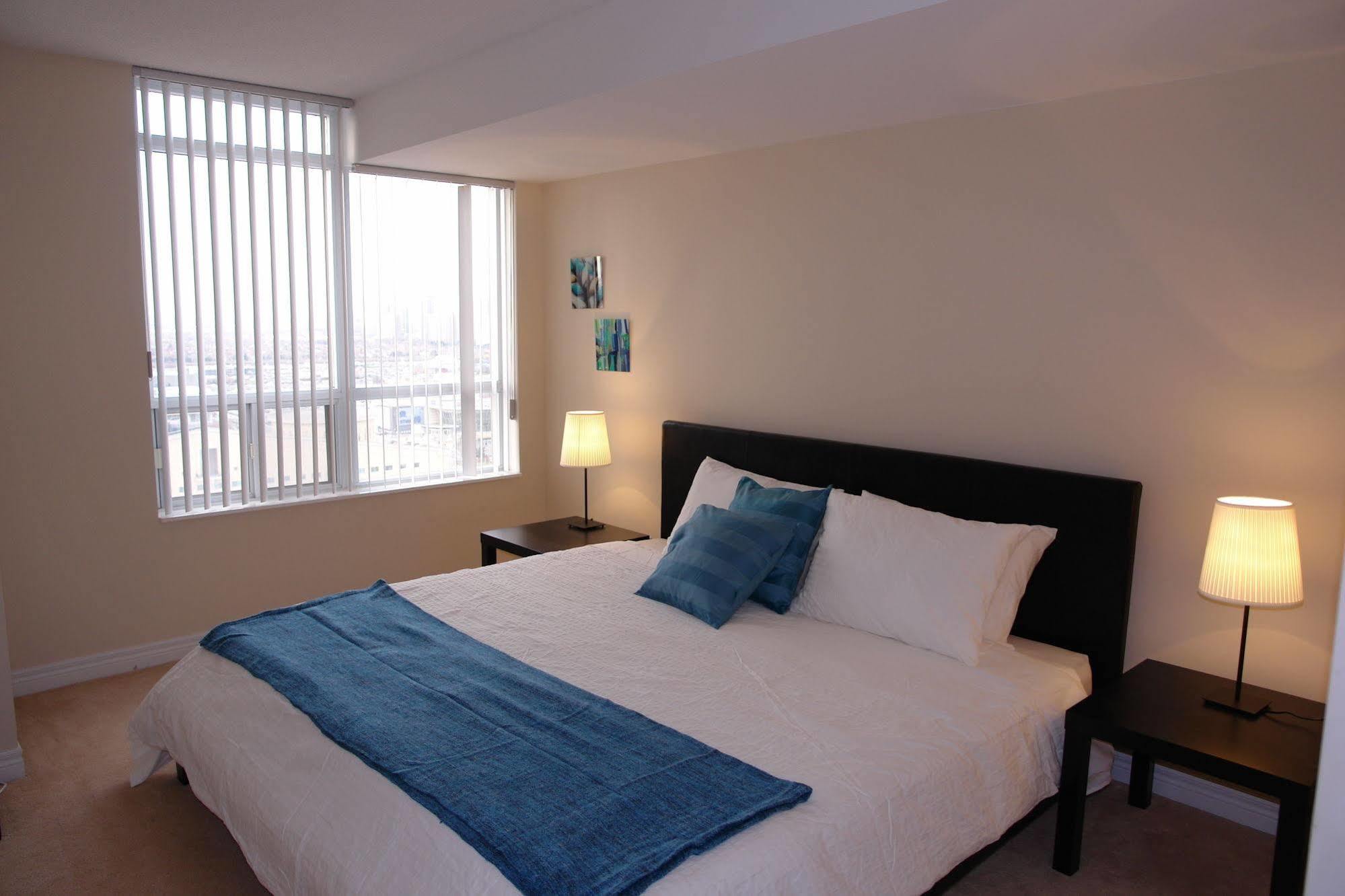 Goodwood Suites Mississauga Exterior foto